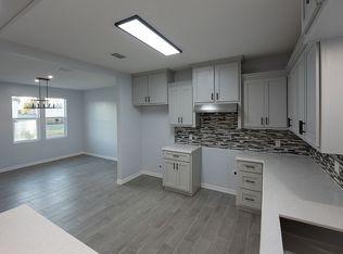 203 Flores Dr, Palmview, TX 78572