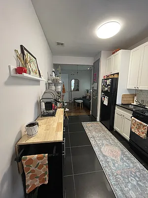 Rented by Evergreen Realty & Investments | media 14