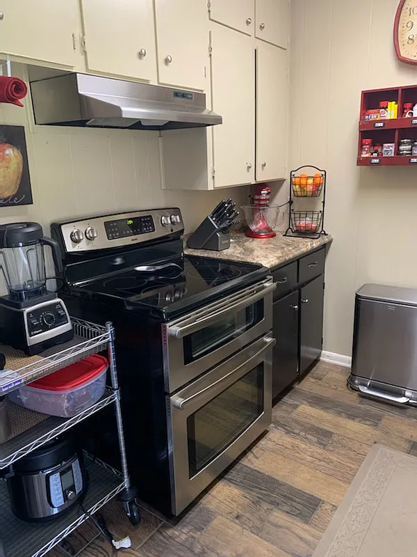 2 bed, 1050 sqft, $975 — Photo 2