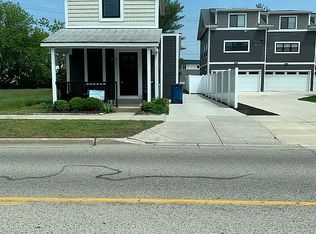 225 Jackson Ave, Grand Haven, MI 49417