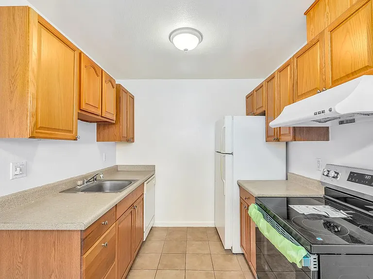 4332 Pacific Ave #25 — Photo 6