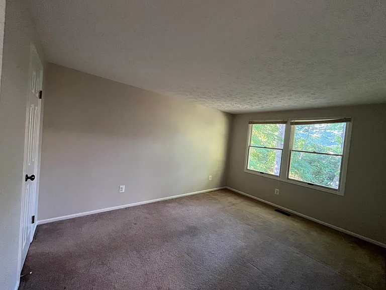 6333 Falling Brook Dr — Photo 13