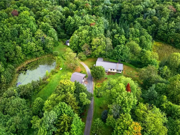 281 Little John Dr, Redfield, NY 13437