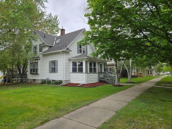 5th image of 336 Erie St SE