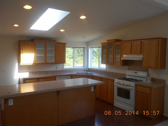 5th image of 30603 52nd Ave NW