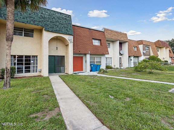 3rd image of 6107 TUSCONY Circle