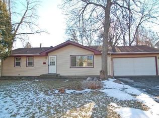 8001 30th Ave N, Crystal, MN 55427