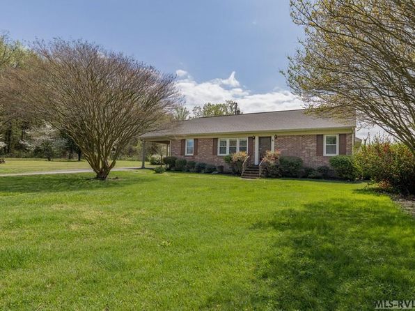 3655 Allen Rd, Jarratt, VA 23867