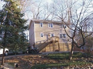 10 Black Oak Trl, Vernon, NJ 07462