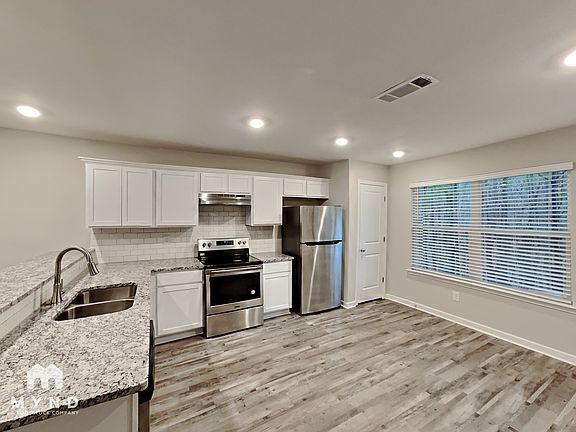 4th image of 331 Ashigan St