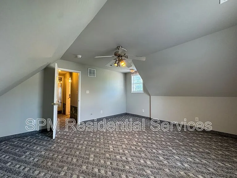 8985 Stephens Church Rd — Photo 21