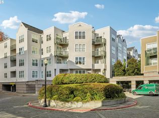 1616 S Harbor Way UNIT 402, Portland, OR 97201