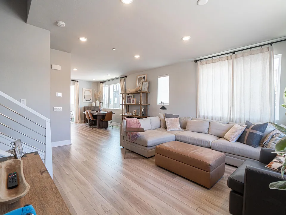 1465 Longview Ln