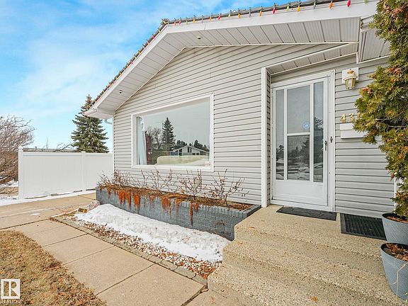 5th image of 4302 51st St