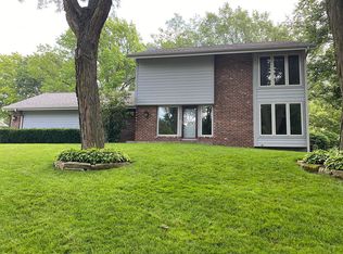 1358 Northwest Dr, Pella, IA 50219