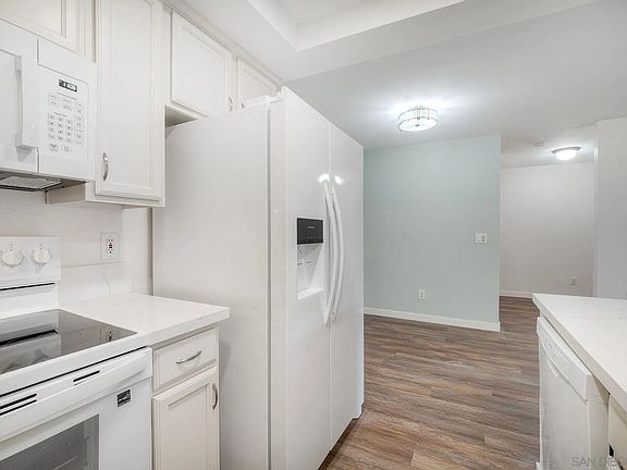 5th image of 432 Edgehill Ln Unit 165