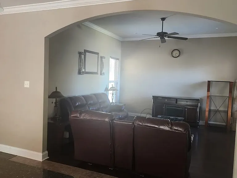 109 Canton Ct — Photo 7