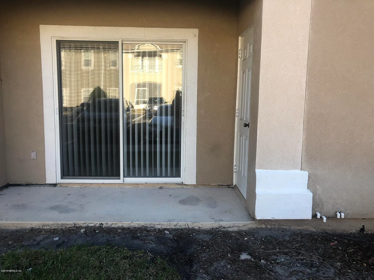 3 bed, 2.0 bath, 1335 sqft, $1,500 — Photo 3