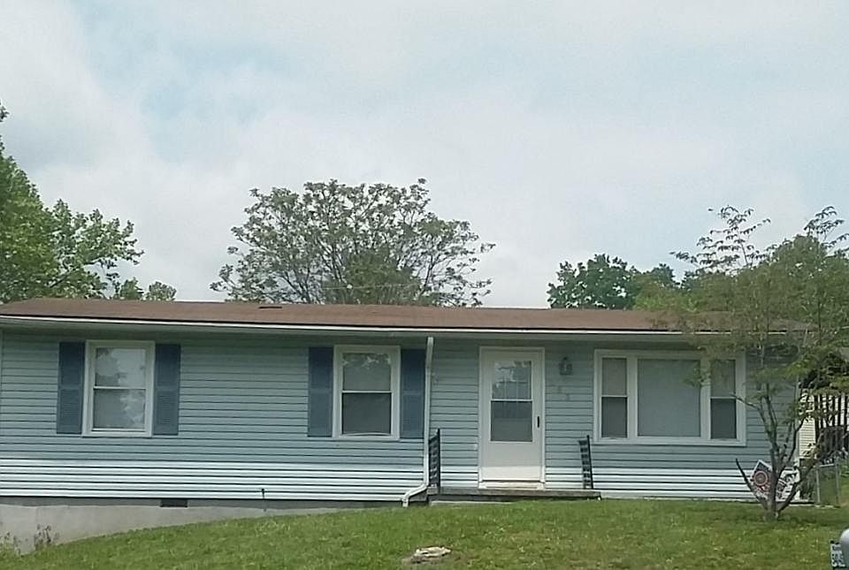 1st image of 263 E 35th St