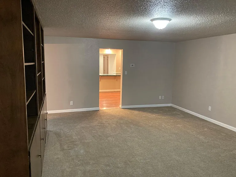 10188 Cherry Ln — Photo 13