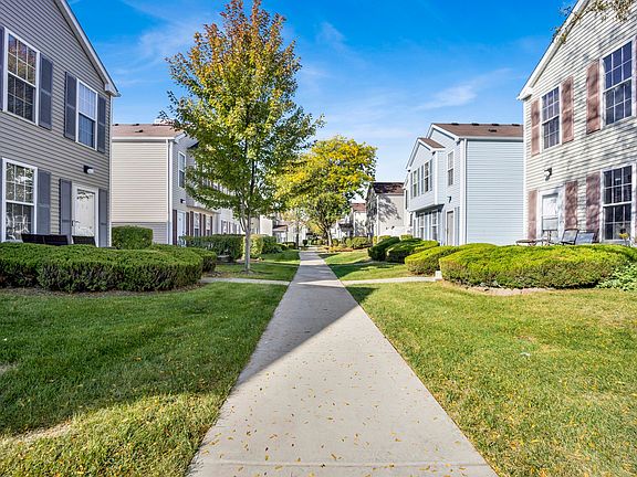 2nd image of 794 Symphony Dr #794