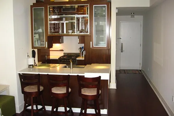 Rented by Corcoran | media 25