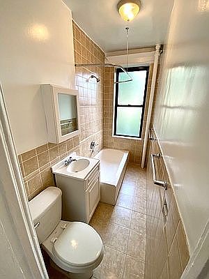 5th image of 28-10 36th Ave #31