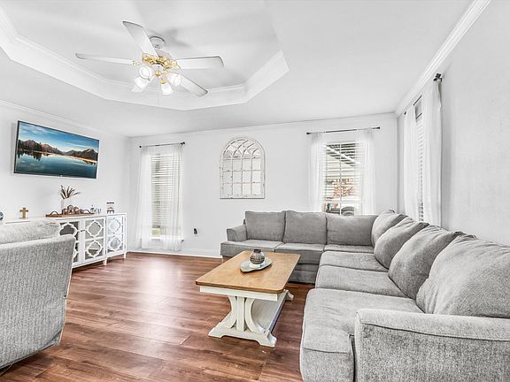 3rd image of 30679 Baker Dr