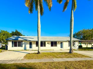 3797 E Roan Ct, West Palm Beach, FL 33403