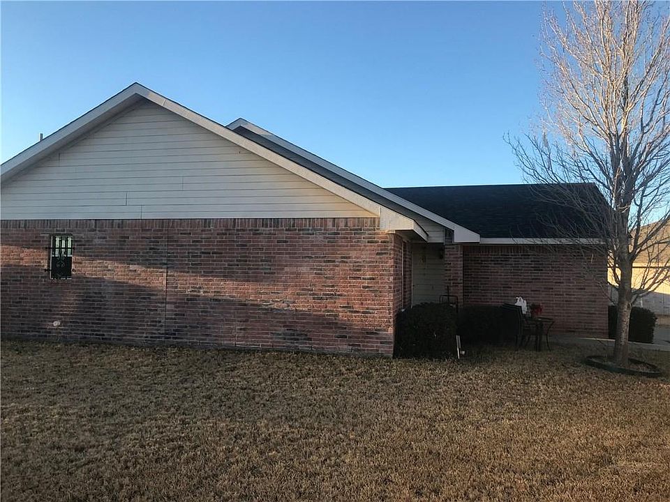 2nd image of 8019 Cassie Ct