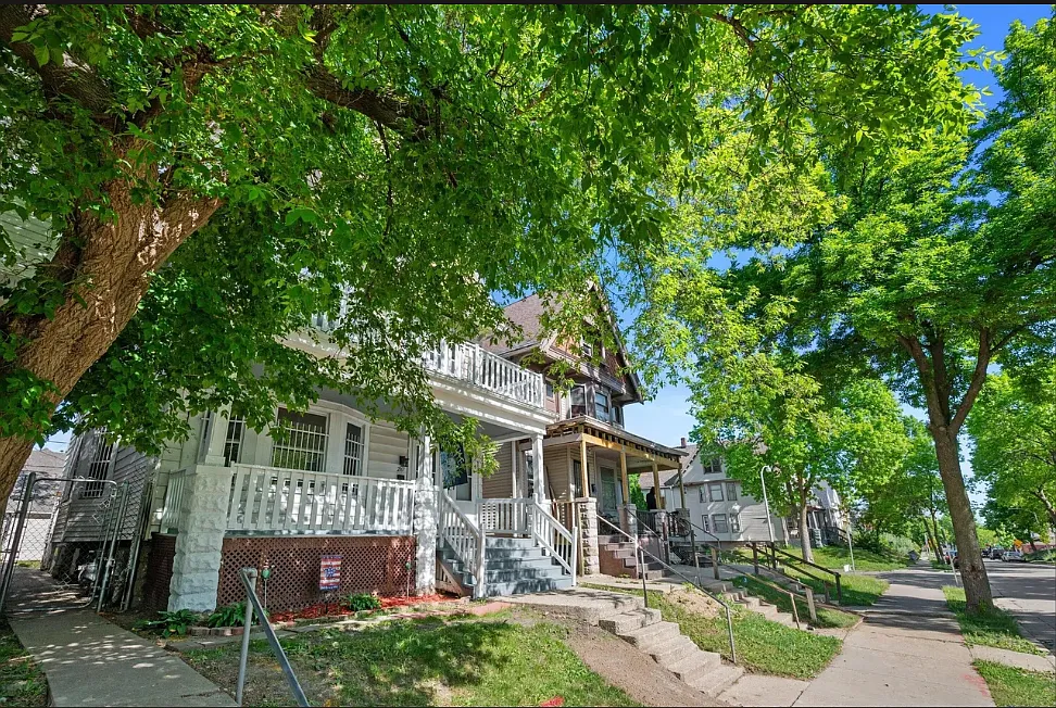 2 bed, 1132 sqft, $1,200 — Photo 3
