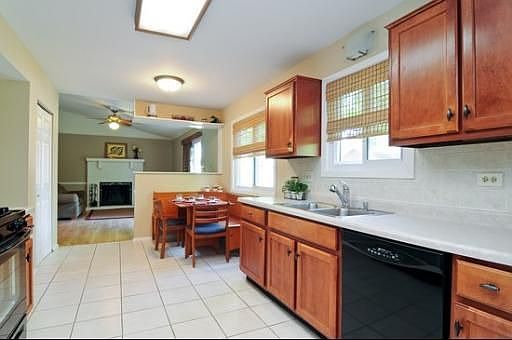4th image of 213 Augusta Dr
