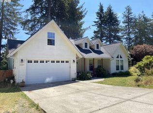 83389 Spruce Ln, Florence, OR 97439