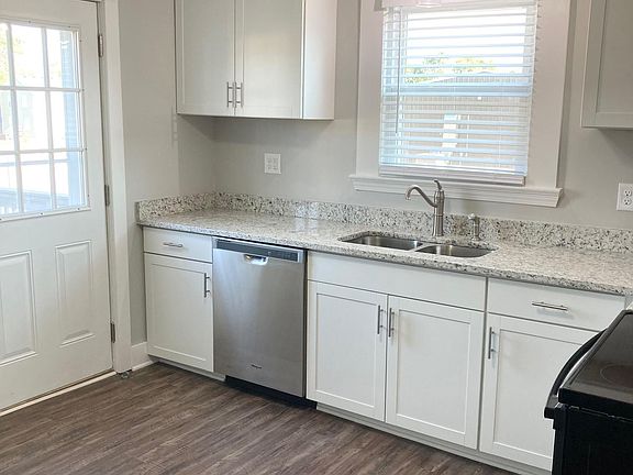 3rd image of 1020 E 14th Ave