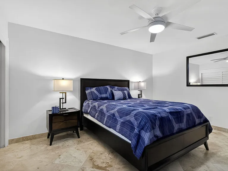 804 Foxpointe Cir — Photo 49