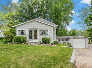 89 1st St S, Kent City, MI