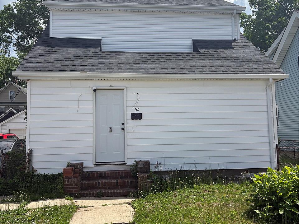 1st image of 35 Van Siclen Avenue