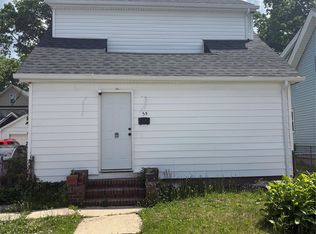 35 Van Siclen Ave, Floral Park, NY 11001