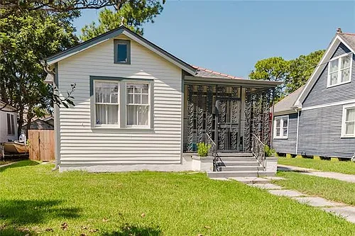 4670 Marigny St Photo 1 4670 Marigny St Photo 1