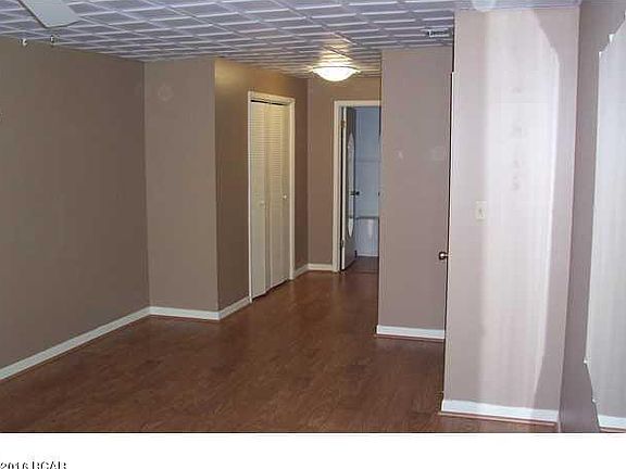 5th image of 105 Allen Ave APT 65