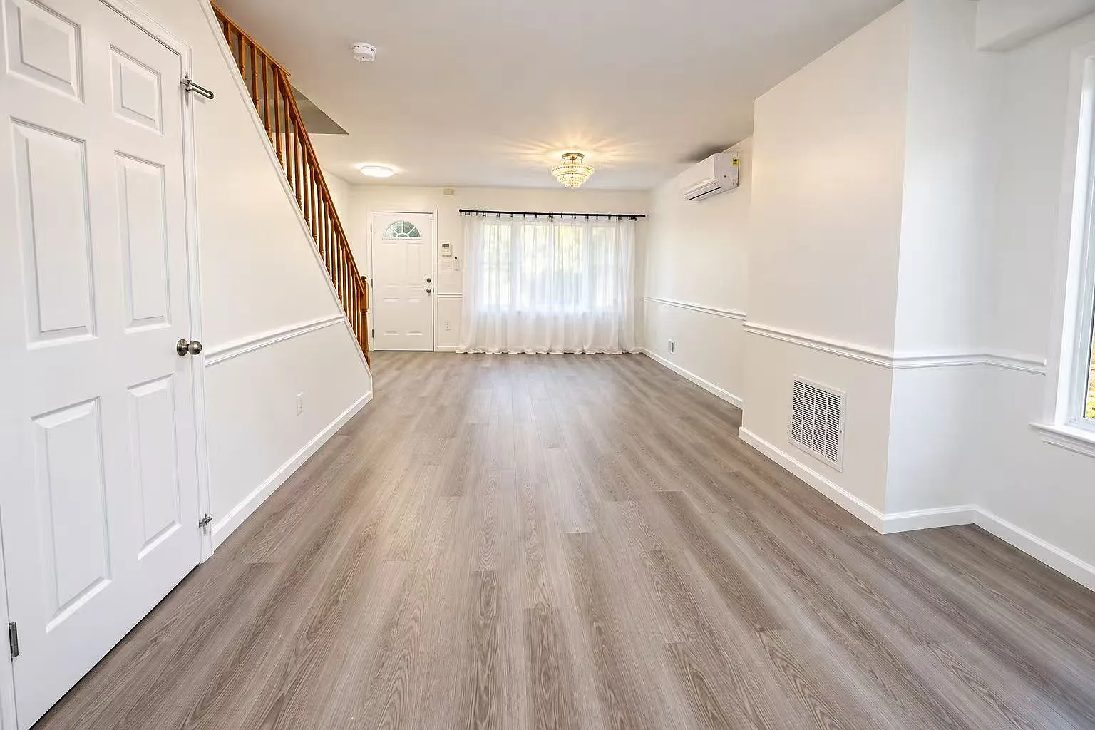3 bed, 2.5 bath, $3,200 — Photo 4