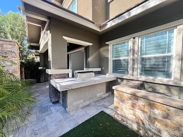 5707 Garriga Dr — Photo 7
