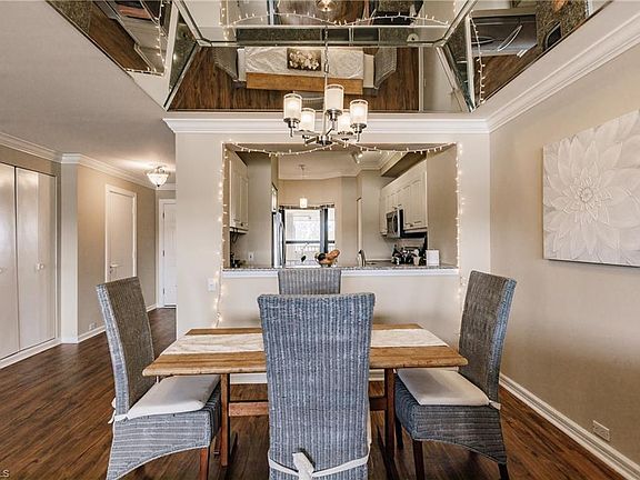4th image of 333 La Peninsula Blvd #333