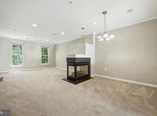 1547 Northern Neck Dr APT 201, Vienna, VA 22182