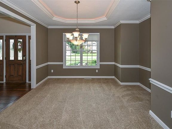 5th image of 17118 Waterbridge Dr