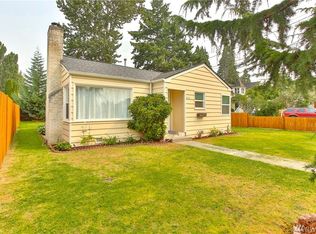 214 S Wall St, Mount Vernon, WA 98273