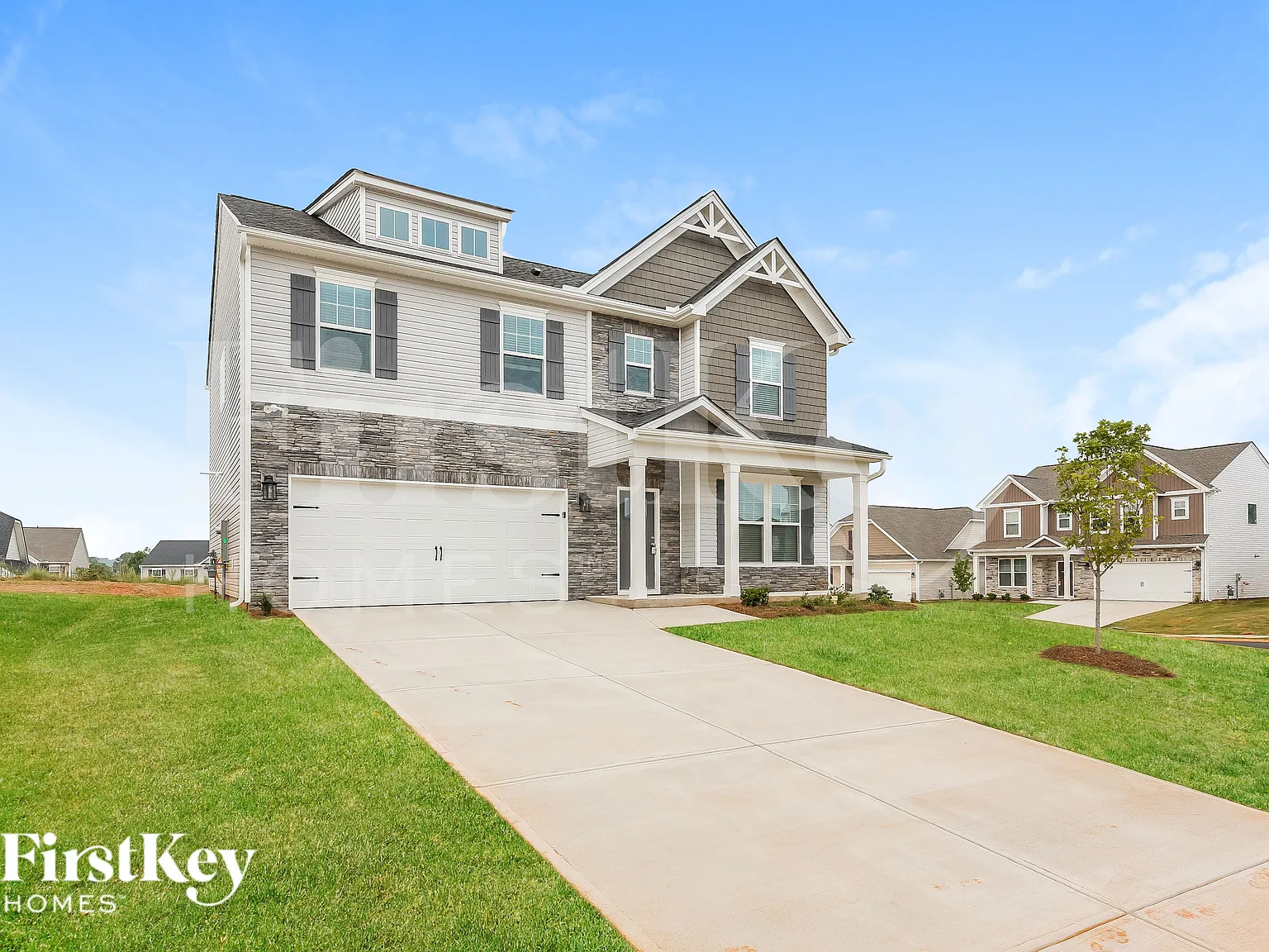 4 bed, 2.5 bath, 2448 sqft, $2,575 — Photo 2