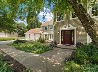 117 Johnson Dr, Valparaiso, IN 46383