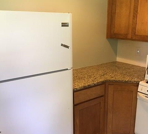 2nd image of 2608 Beach Ave