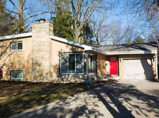 2035 Collett Ln, Flossmoor, IL 60422